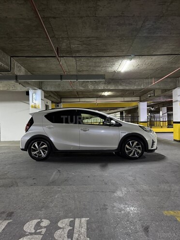 Toyota Aqua 2019, 198,000 km - 1.5 l - Bakı