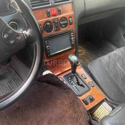 Mercedes E 230 1997, 850,000 km - 2.3 l - Xırdalan