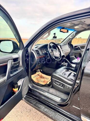 Toyota Land Cruiser 2013, 197,000 km - 4.0 l - Şabran