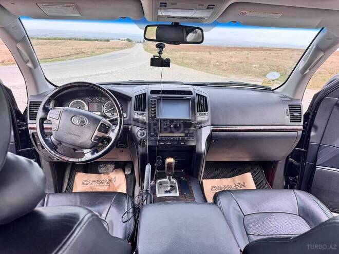 Toyota Land Cruiser 2013, 197,000 km - 4.0 l - Şabran