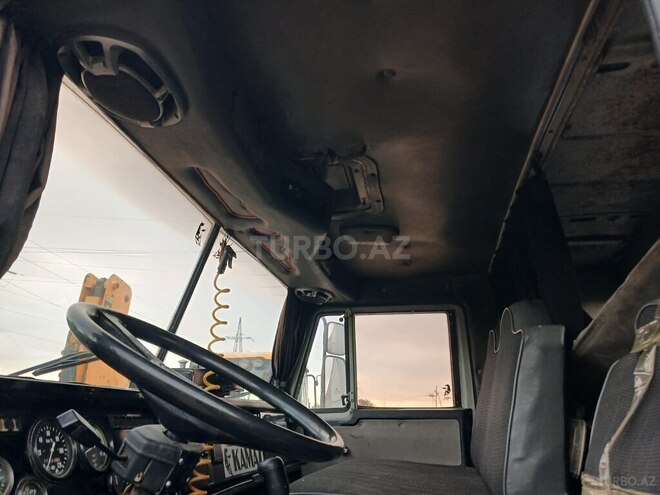 KamAz 54112 1995, 285,484 km - 11.0 l - Sumqayıt
