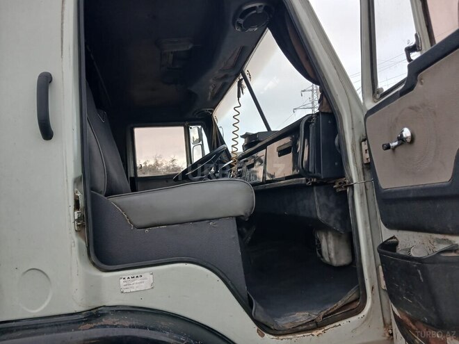 KamAz 54112 1995, 285,484 km - 11.0 l - Sumqayıt