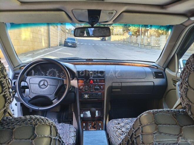 Mercedes C 230 1998, 330,000 km - 2.3 l - Bakı