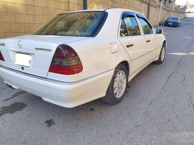 Mercedes C 230 1998, 330,000 km - 2.3 l - Bakı