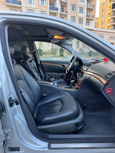Mercedes E 320 2002, 474,756 km - 3.2 l - Sumqayıt