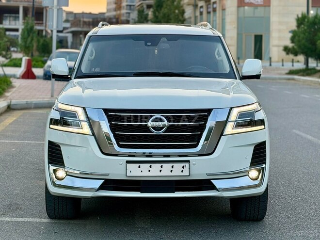 Nissan Patrol 2013, 215,000 km - 5.6 l - Bakı