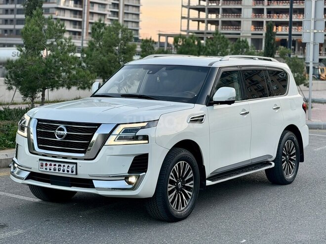 Nissan Patrol 2013, 215,000 km - 5.6 l - Bakı