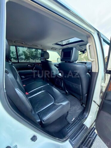 Nissan Patrol 2013, 215,000 km - 5.6 l - Bakı