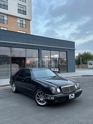 Mercedes E 320 1998, 280,000 km - 3.2 л - Sumqayıt