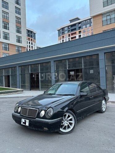 Mercedes E 320 1998, 280,000 km - 3.2 л - Sumqayıt