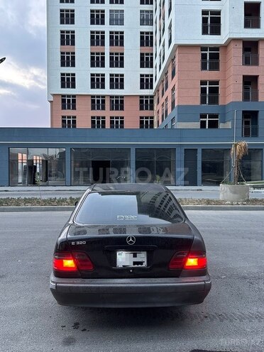 Mercedes E 320 1998, 280,000 km - 3.2 л - Sumqayıt