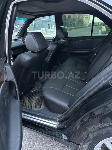 Mercedes E 320 1998, 280,000 km - 3.2 л - Sumqayıt