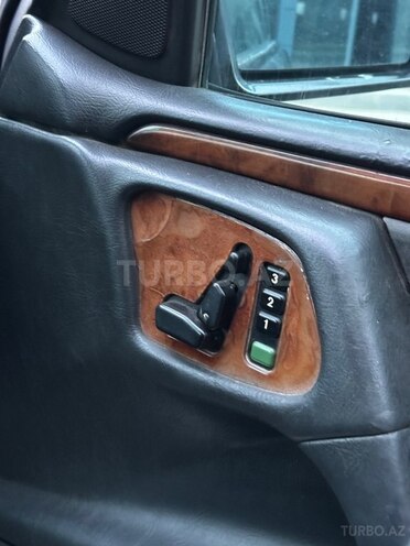 Mercedes E 320 1998, 280,000 km - 3.2 л - Sumqayıt