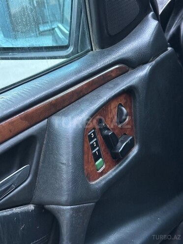 Mercedes E 320 1998, 280,000 km - 3.2 л - Sumqayıt