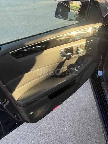 Mercedes E 400 2014, 12,566 km - 3.5 l - Bakı