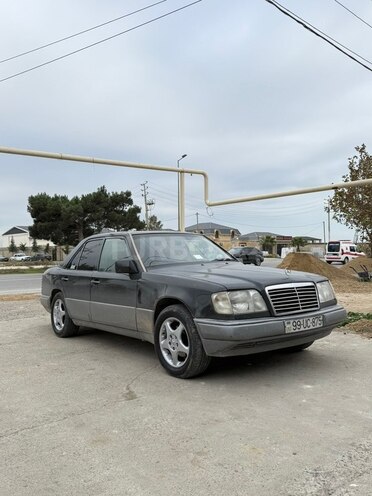 Mercedes 220 E 1995, 350,000 km - 2.2 l - Bakı