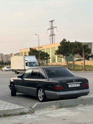Mercedes 220 E 1995, 350,000 km - 2.2 l - Bakı