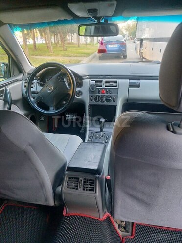 Mercedes E 220 2000, 580,000 km - 2.2 l - Bakı