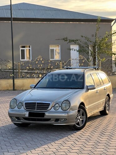 Mercedes E 240 2000, 387,044 km - 2.4 l - Şirvan