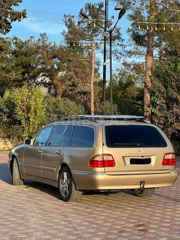 Mercedes E 240 2000, 387,044 km - 2.4 l - Şirvan