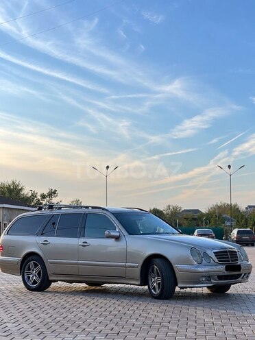 Mercedes E 240 2000, 387,044 km - 2.4 l - Şirvan