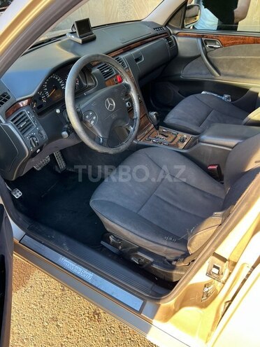 Mercedes E 240 2000, 387,044 km - 2.4 l - Şirvan