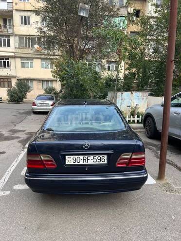 Mercedes E 270 1999, 340,000 km - 2.7 л - Bakı