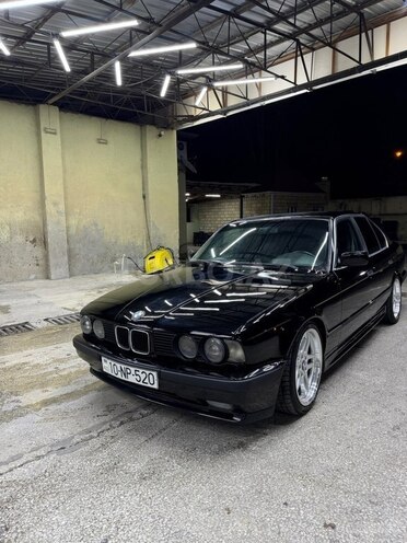 BMW 525 1992, 300,000 km - 2.5 л - Göygöl