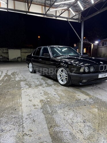 BMW 525 1992, 300,000 km - 2.5 л - Göygöl