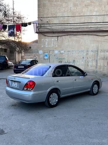 Nissan Sunny 2005, 380,000 km - 1.6 l - Bakı