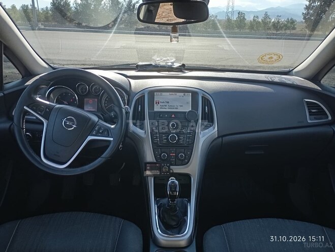 Opel Astra 2011, 254,000 km - 1.3 l - Gəncə