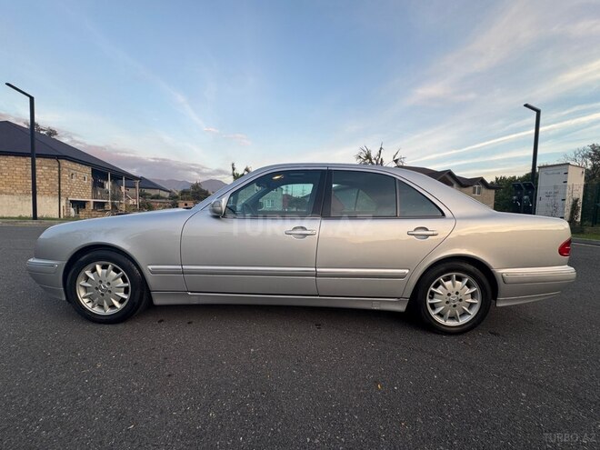 Mercedes E 240 2001, 361,500 km - 2.6 l - Zaqatala