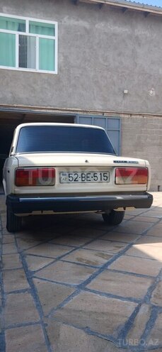 LADA (VAZ) 2107 1982, 65,000 km - 1.6 l - Salyan