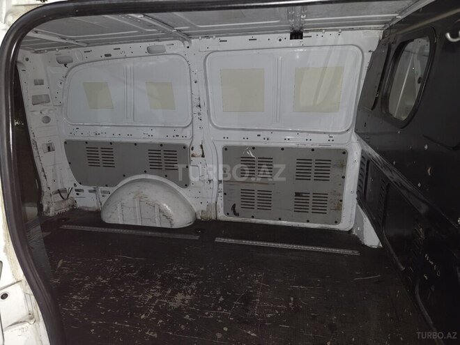 Mercedes Vito 111 2007, 214,737 km - 2.1 l - Bakı