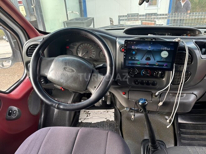 Ford Transit 2004, 653,258 km - 2.4 l - Qusar