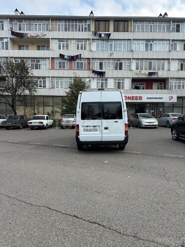 Ford Transit 2004, 653,258 km - 2.4 l - Qusar