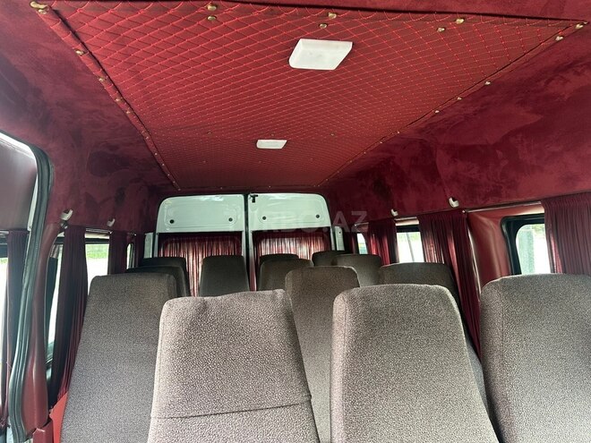 Ford Transit 2004, 653,258 km - 2.4 l - Qusar