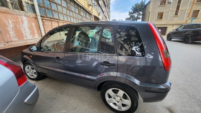 Ford Fusion 2005, 302,265 km - 1.4 l - Xırdalan