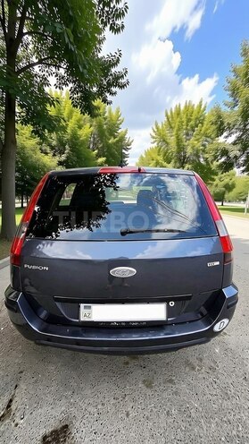 Ford Fusion 2005, 302,265 km - 1.4 l - Xırdalan
