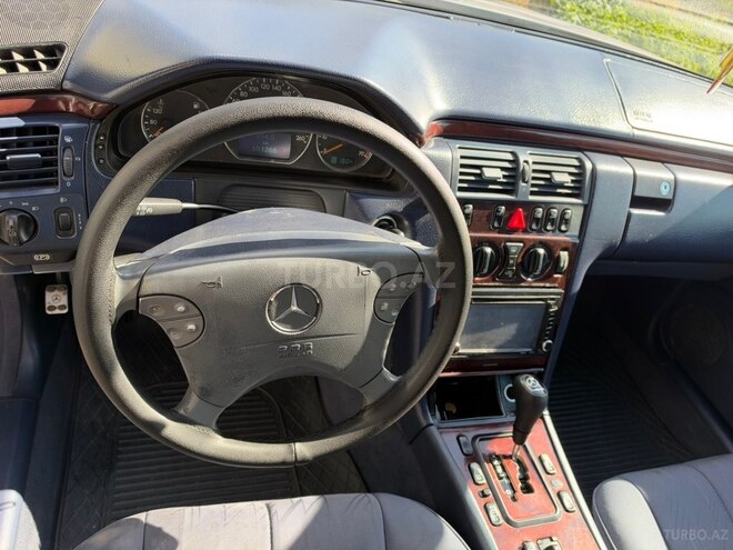 Mercedes E 200 2000, 505,000 km - 2.0 l - Gədəbəy