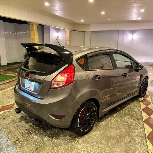 Ford Fiesta 2013, 131,000 km - 1.6 l - Bakı