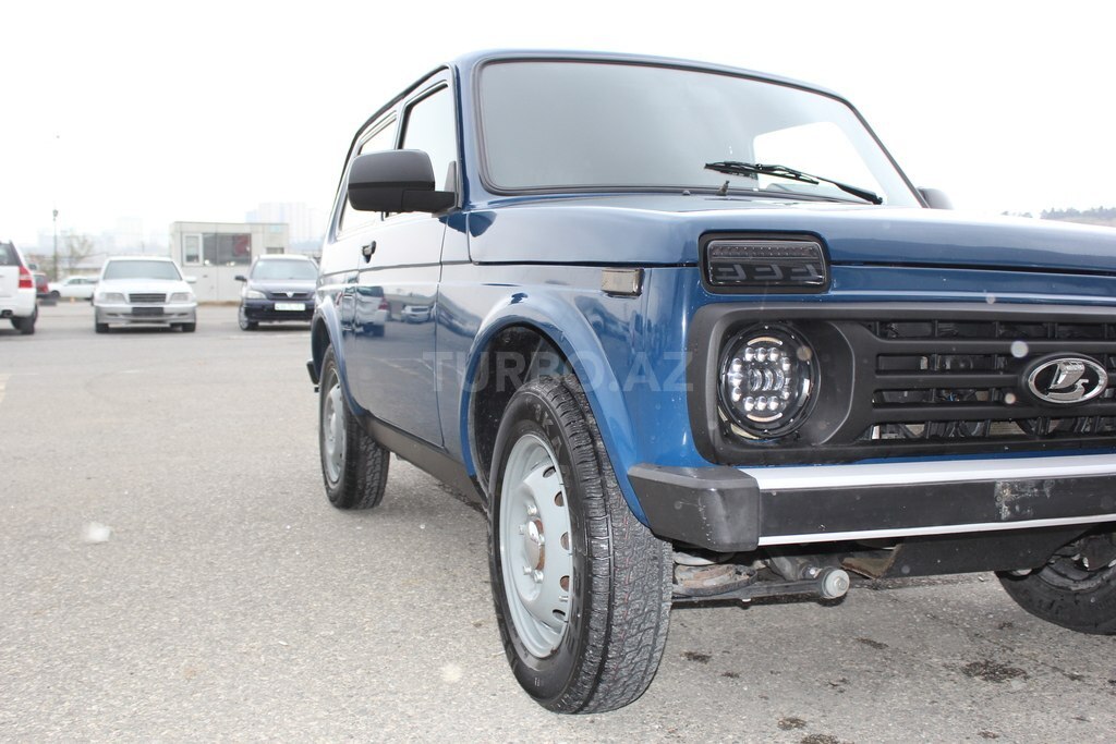 Lada Vaz Niva Turbo Az