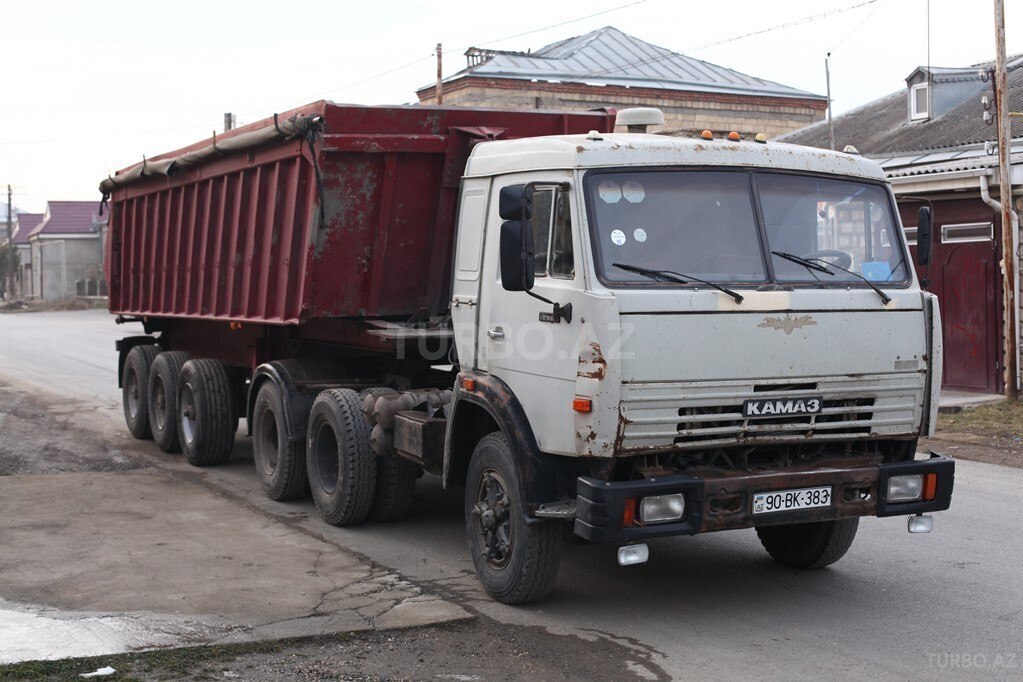 Км камаз. КАМАЗ 54115 С самосвальным полуприцепом.