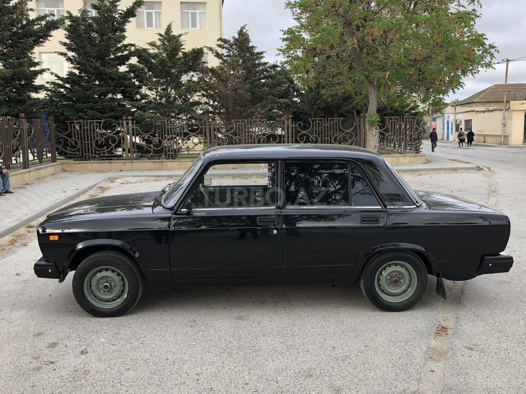 Заниженная ваз 2107