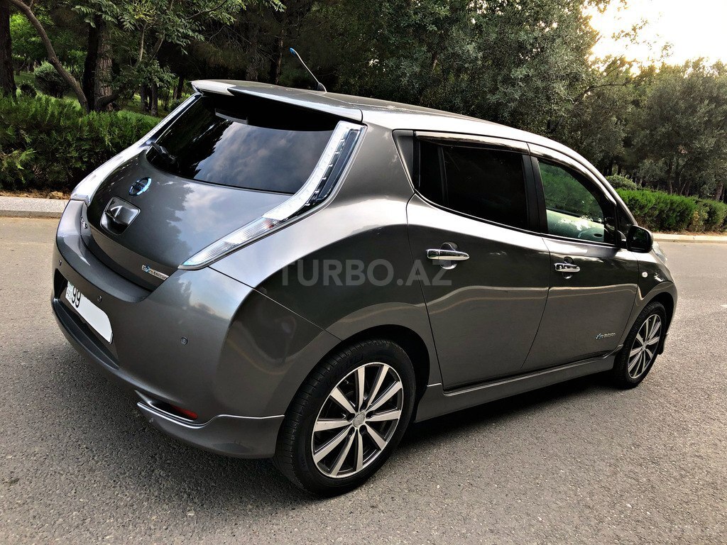 nissan leaf turbo