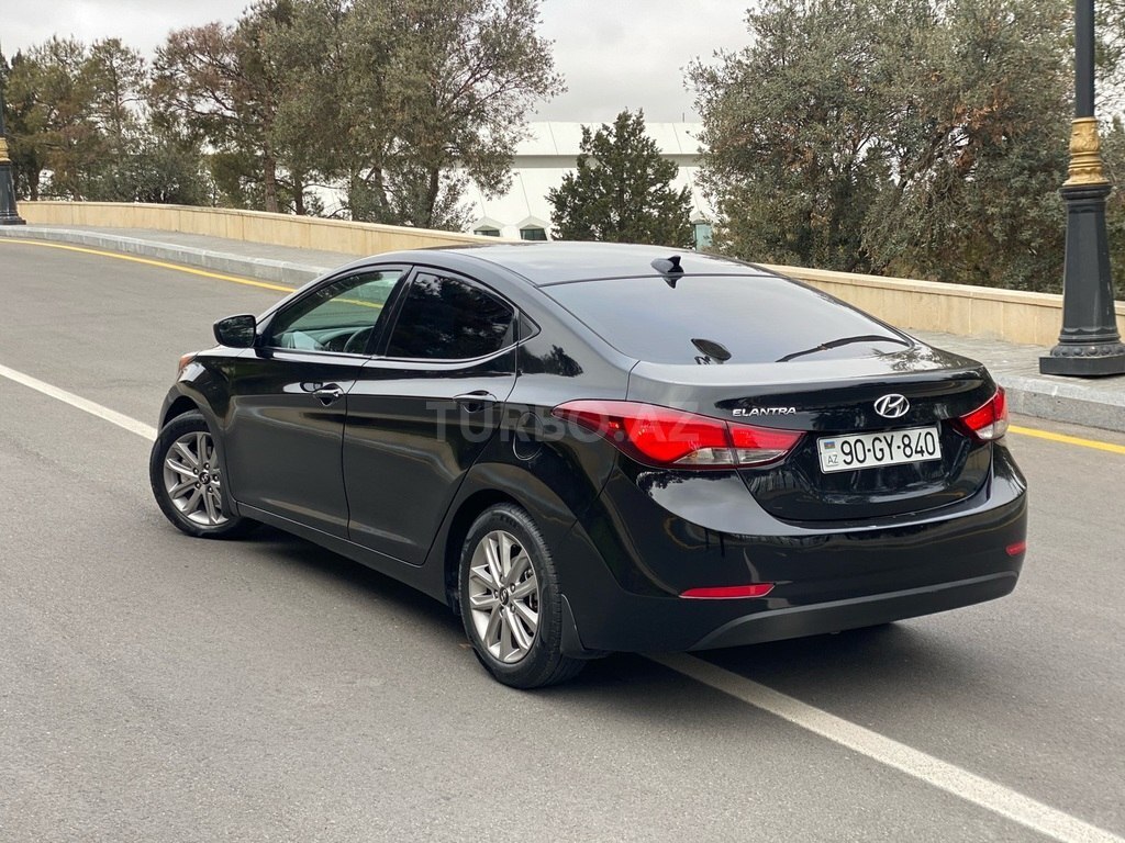 Hyundai Elantra - Turbo.Az