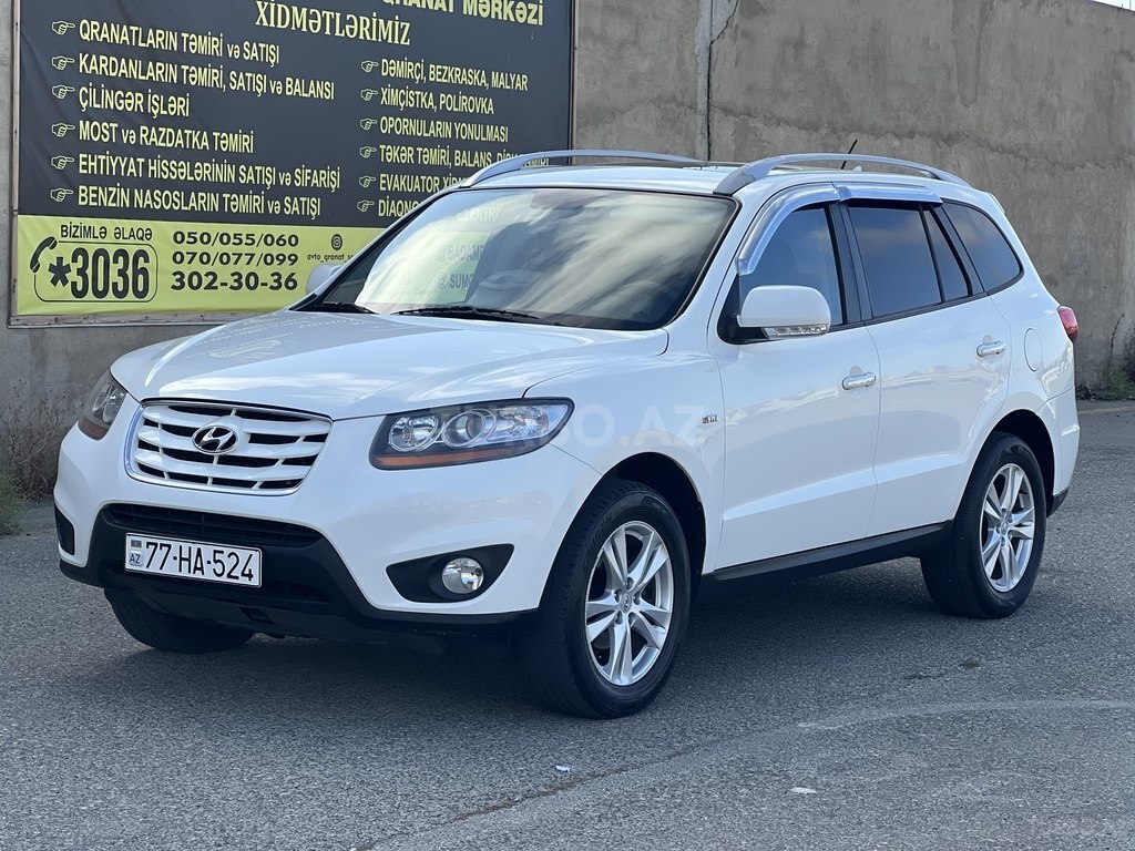 Хендай санта фе новосибирске. Hyundai Santa Fe 2011. Hyundai Santa Fe II 2011. Хендай Санта Фе 2011 серебро. Hyundai Santa Fe 2011 2.4.