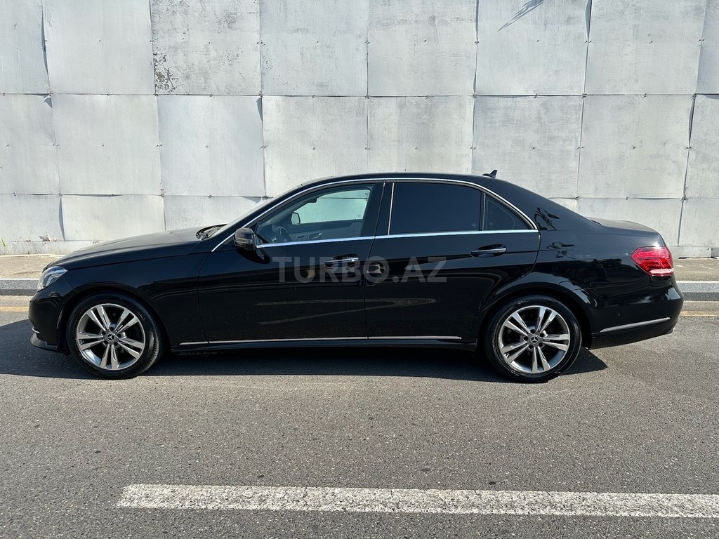 Купить Mercedes E 220, 2.2 л, 2015 год, 130 000 км в Баку - цена 22 500 USD  - Turbo.Az