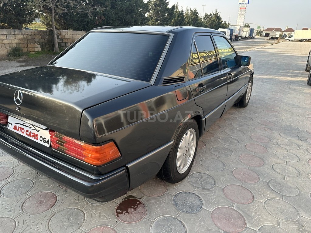 Купить Mercedes 190, 2.0 л, 1991 год, 271 000 км в Сумгаит - цена 5 900 AZN  - Turbo.Az