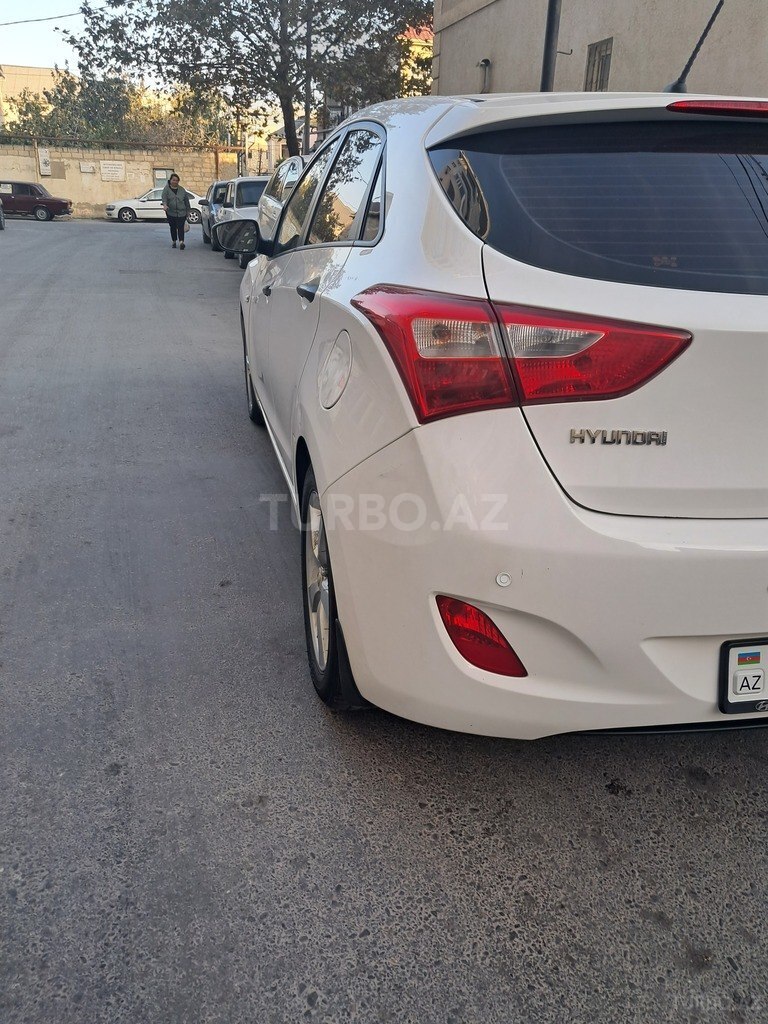 Купить Hyundai i30, 1.6 л, 2014 год, 191 201 км в Баку - цена 17 800 AZN -  Turbo.Az